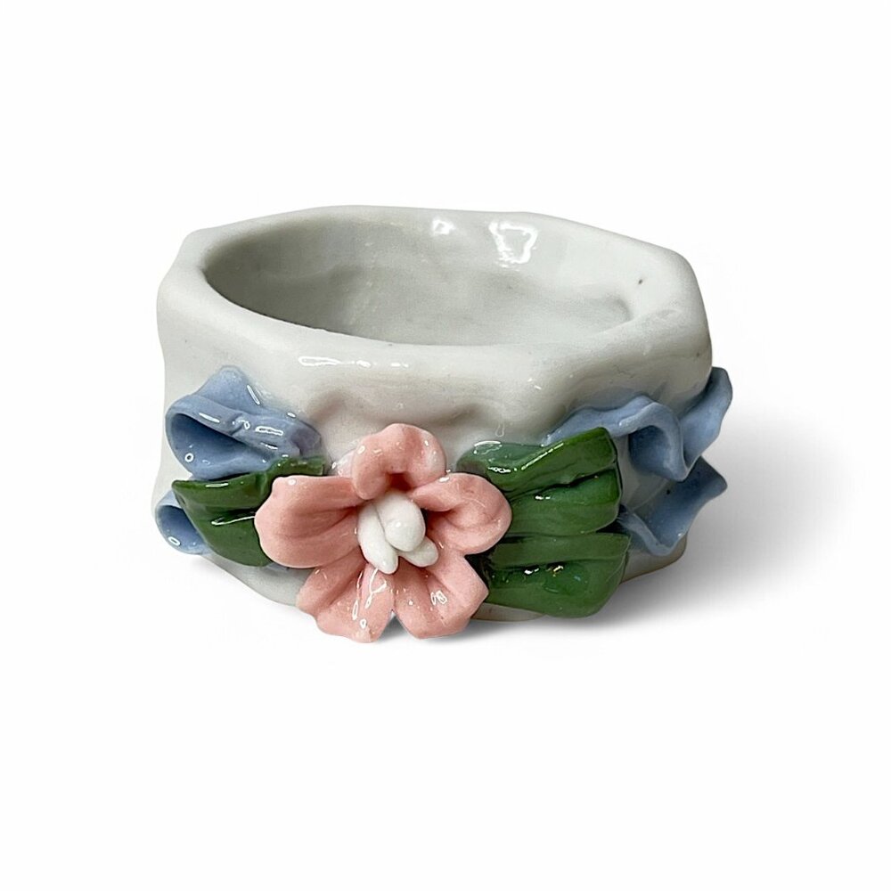 VTG Napkin Ring Set of 12 3D Flower Ribbon Pastel/Spring  Porcelain Hand Painted - Picture 3 of 4